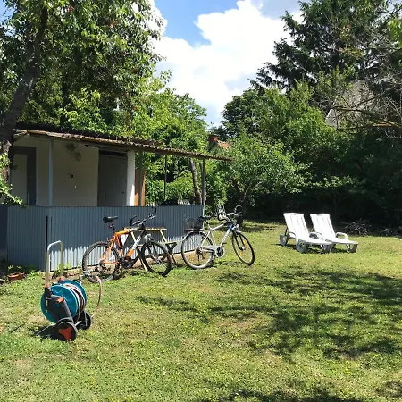 Retro Haz בית כפרי Balatonszabadi Fürdőtelep